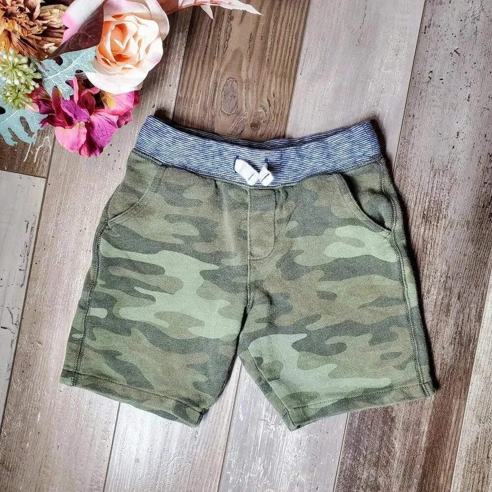 Carter's KID Size 6/6A Boys Green Camo Sweatshorts Casual Shorts 100% Cotton